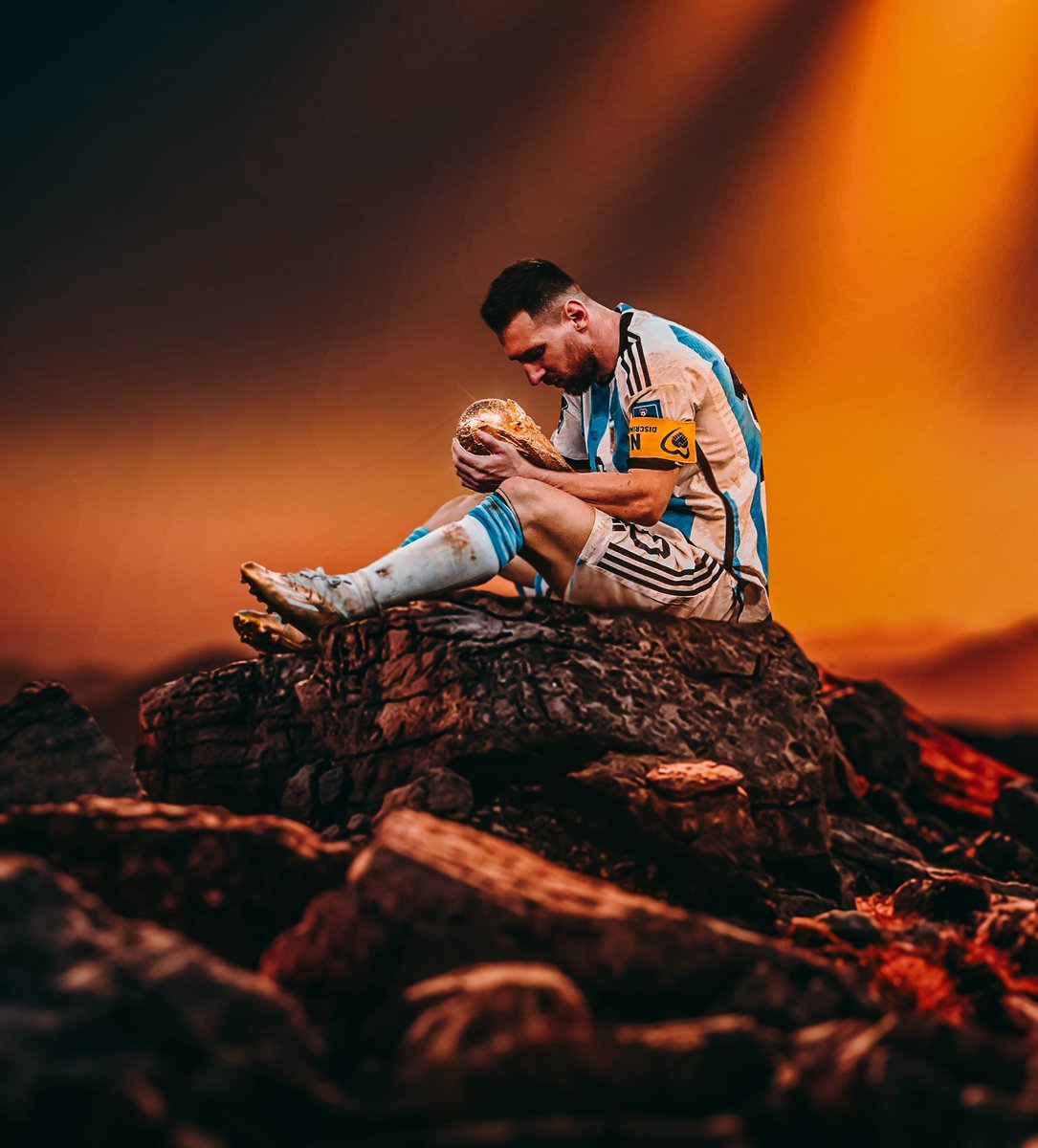 Kat_not_basic's tweet image. ABOUT DAMN TIME!!!! Messi is THE GOAT 🔥🔥🔥🔥#FIFAWorldCup #Messi𓃵