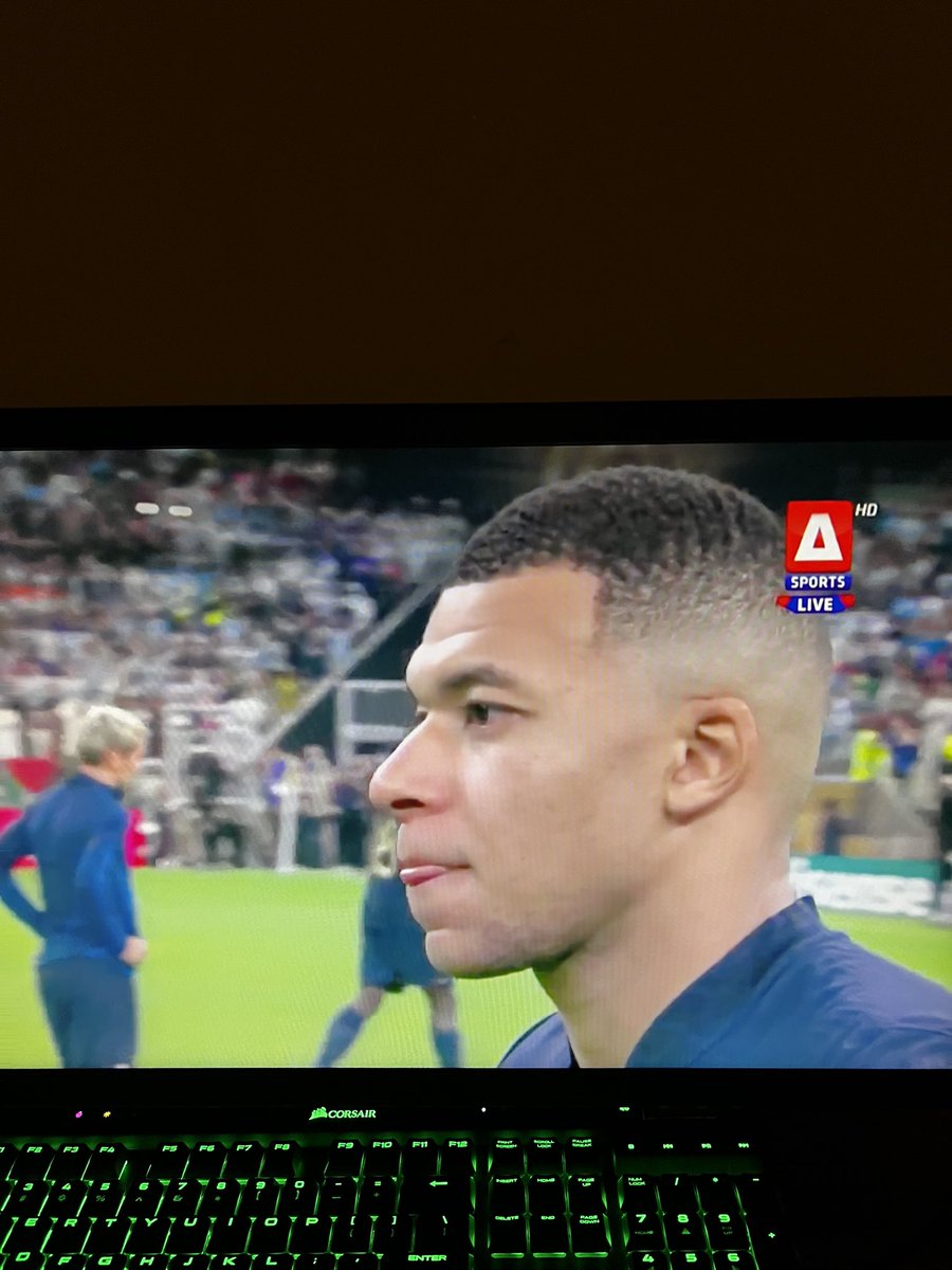 Pechonay's tweet photo. What a final game. For someone who is not a football fan kept me on the edge of my seat. #FIFAWorldCup https://t.co/OxXMTkvTx1