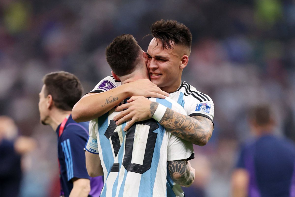 Inter_Xtra's tweet photo. LAUTARO MARTINEZ AND @Argentina. CHAMPIONS OF THE WORLD. 🏆 #FIFAWorldCup https://t.co/ATJsFqGaI4