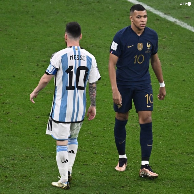 Eres el heredero, Kylian, pero EL REY se llama Lionel Messi y sigue vigente. EL MÁS GRANDE.