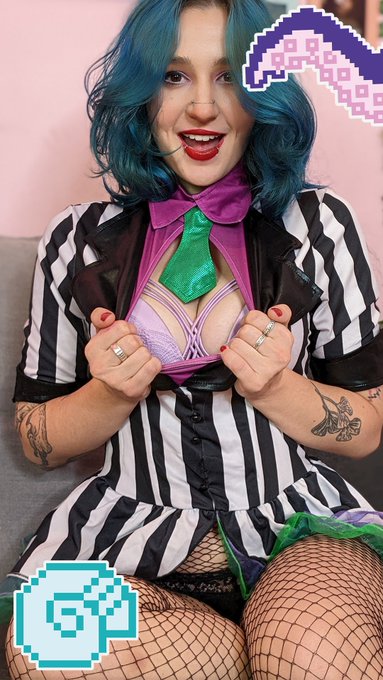 Est ce que je t'ai manqu&eacute; ? 🥰💦  Did you miss me? 🥰💦 https://t.co/1SedzSPKdY