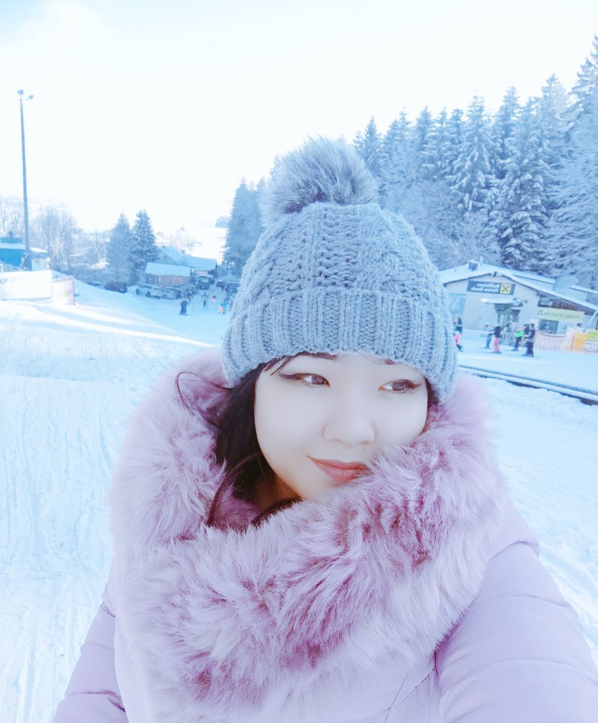 asiannabi1's tweet photo. Winter wonderland 😍 https://t.co/lUPzvdDxib