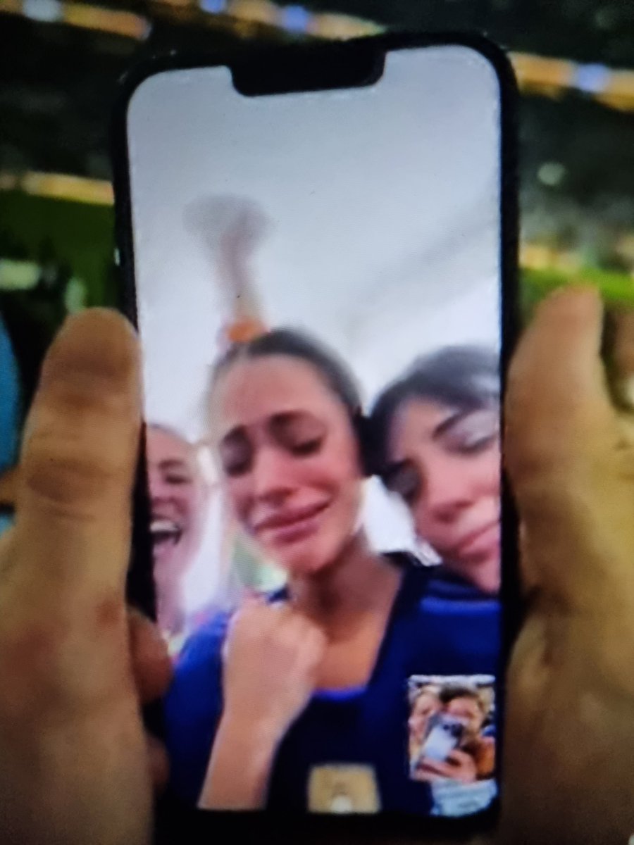 AndraTeodora16's tweet photo. LA EMOCION DE TINI https://t.co/EpVWEMJ7UI