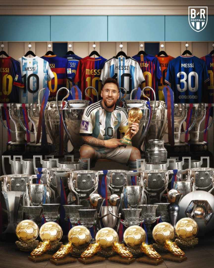 KingVeeStapia's tweet photo. You have done it @LeoMessiMedia
@TeamMessi
 @fundacionmessi 🐐🐐🐐

Best to ever do it

#ArgentinaVsFrance #WorldCup #FIFAWorldCup #IncredibleMessi #AGRFRA https://t.co/ehPaDO8UfV