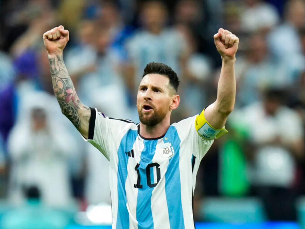 LIONEL MESSI🏆 1x World Cup Winner 7x Ballon D'or 2x Best FIFA Men's Player 22x Top Goal Scorer 10x Player of the Year 1x Copa America Winner 4x Champions League Winner 1x Olympic Gold Medal