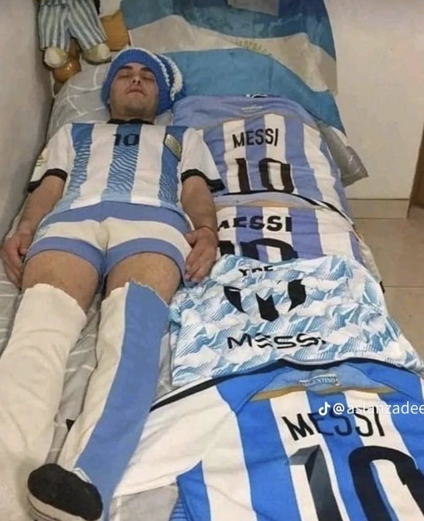 Miracipek21's tweet photo. Artık rahat uyuyabiliriz. #FIFAWorldCup #Messi𓃵 #QatarWorldCup2022 https://t.co/CaPnH5iQS1