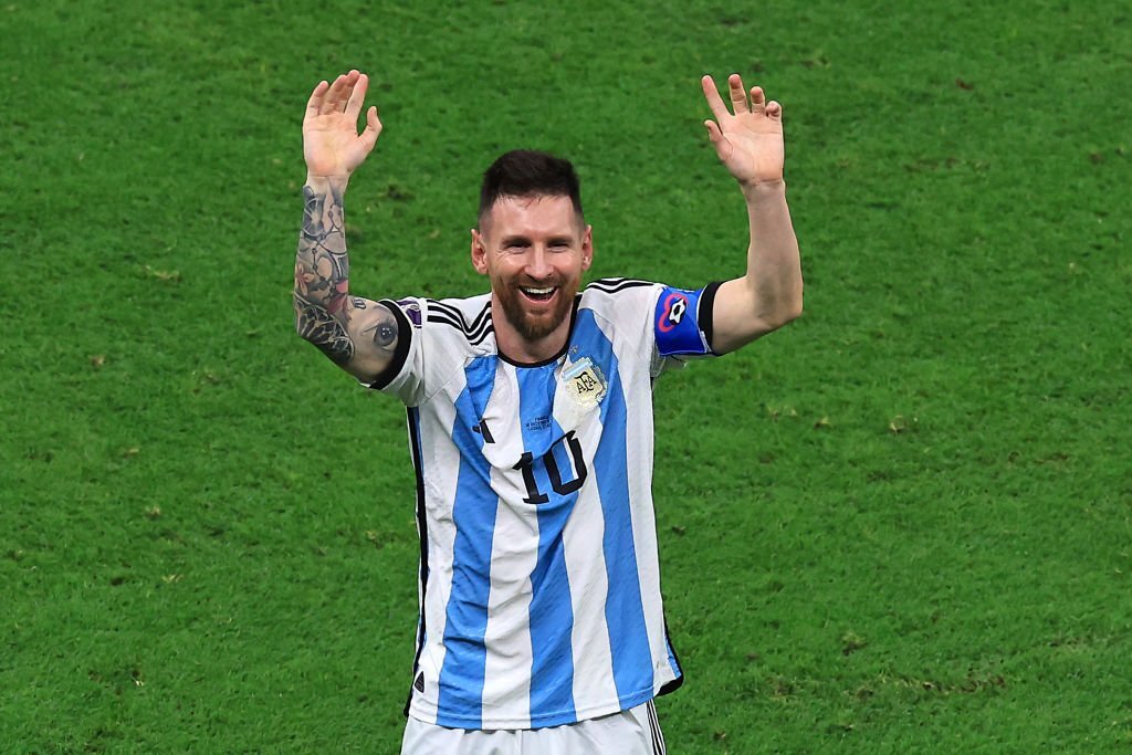 _FaridKhan's tweet photo. Lionel Messi's Argentina are the first team to win the World Cup despite losing their first match since Spain in 2010 ❤️🇦🇷 #FIFAWorldCup https://t.co/AVxBBhzwhJ