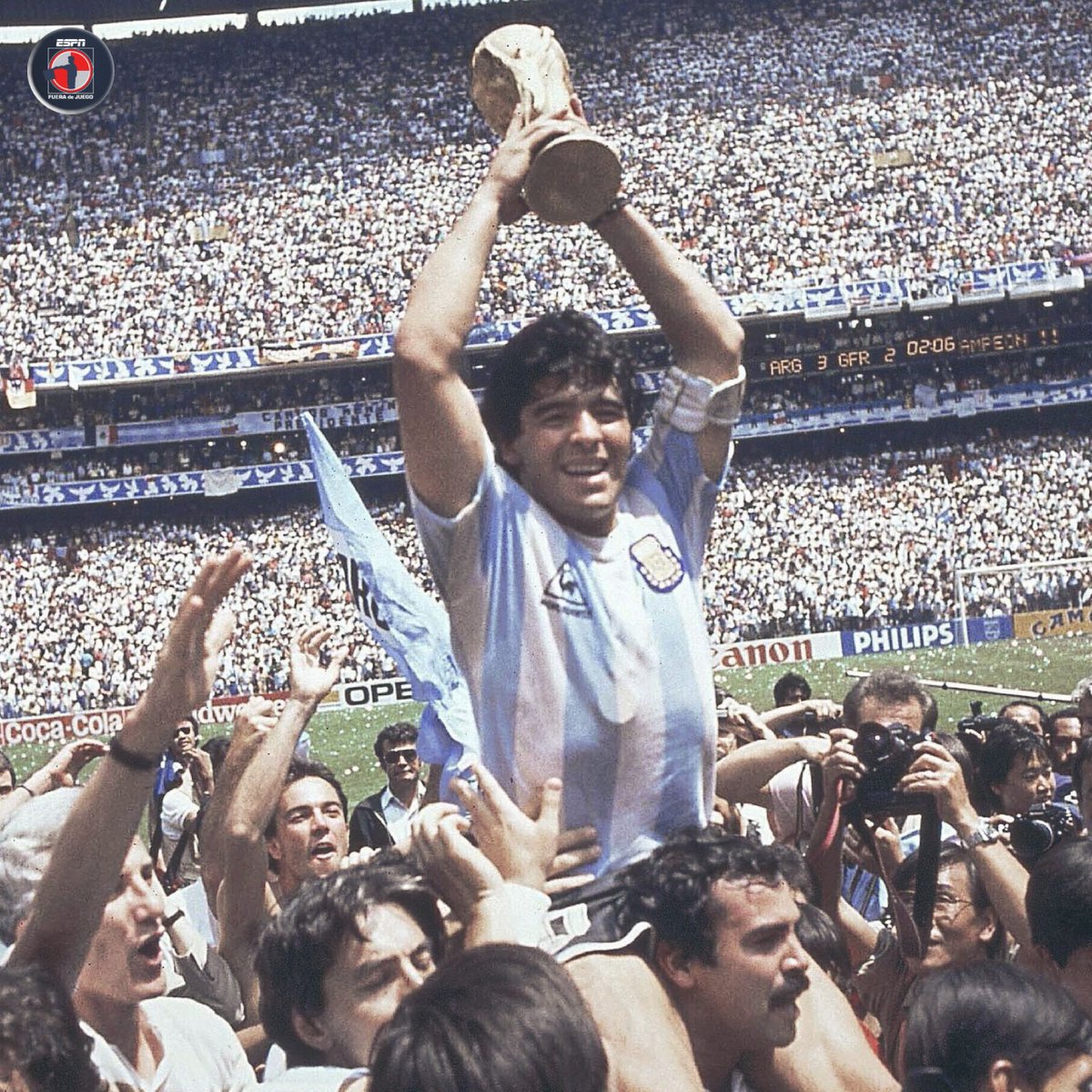 ESPN_FDJ's tweet photo. 🇦🇷 Donde quiera que esté, sabemos que probablemente no habrá nadie más feliz que el Diego por el título de Argentina.

#Qatar2022 https://t.co/fNvojhxXle