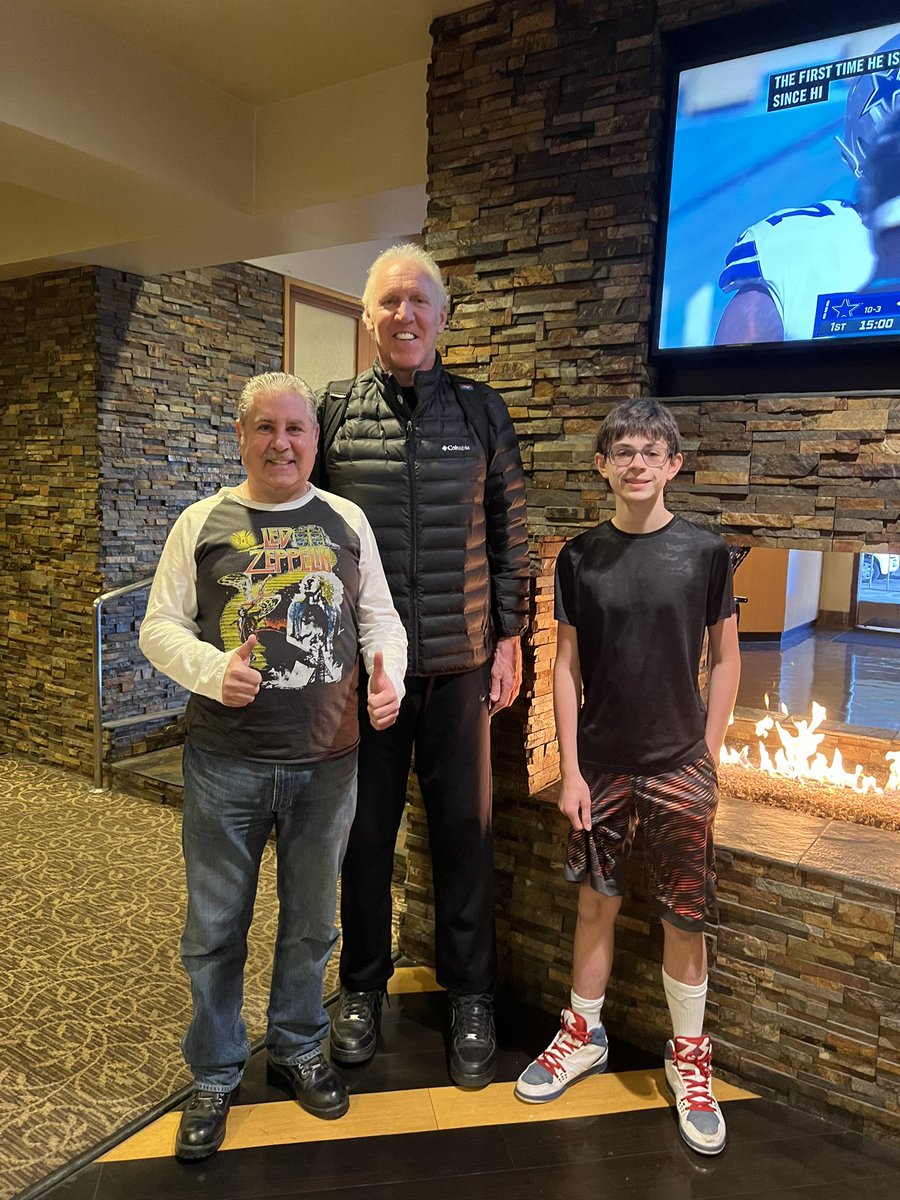 SKnoth's tweet photo. Just got to met @BillWalton https://t.co/7XITXYtNq3
