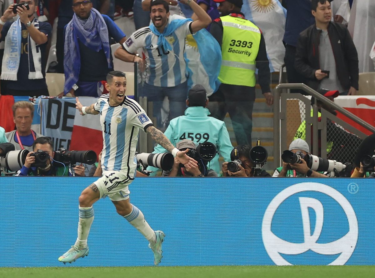 p_justicialista's tweet photo. ¡SOMOS CAMPEONES!
🏆🏆🏆
#VamosArgentina🇦🇷 https://t.co/A0CodSxIHx