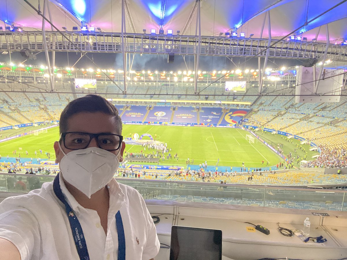 marcolopezc95's tweet photo. Este es el único ecuatoriano que estuvo en el estadio en ambas copas ganadas por Lionel Messi.

¡Gracias a @BancoGuayaquil por haberlo hecho posible! https://t.co/wCnimMwTGN
