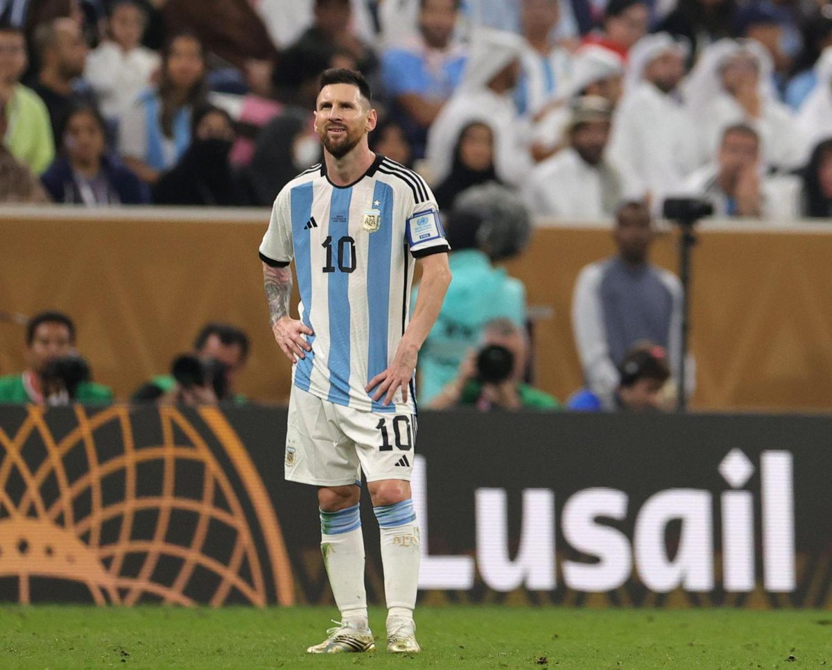 Amalksudheer's tweet photo. Wait is over, #FIFAWorldCup #WorldCup #ARGFRA #Messi #WorldCupFinal https://t.co/pjdTn2SIyX
