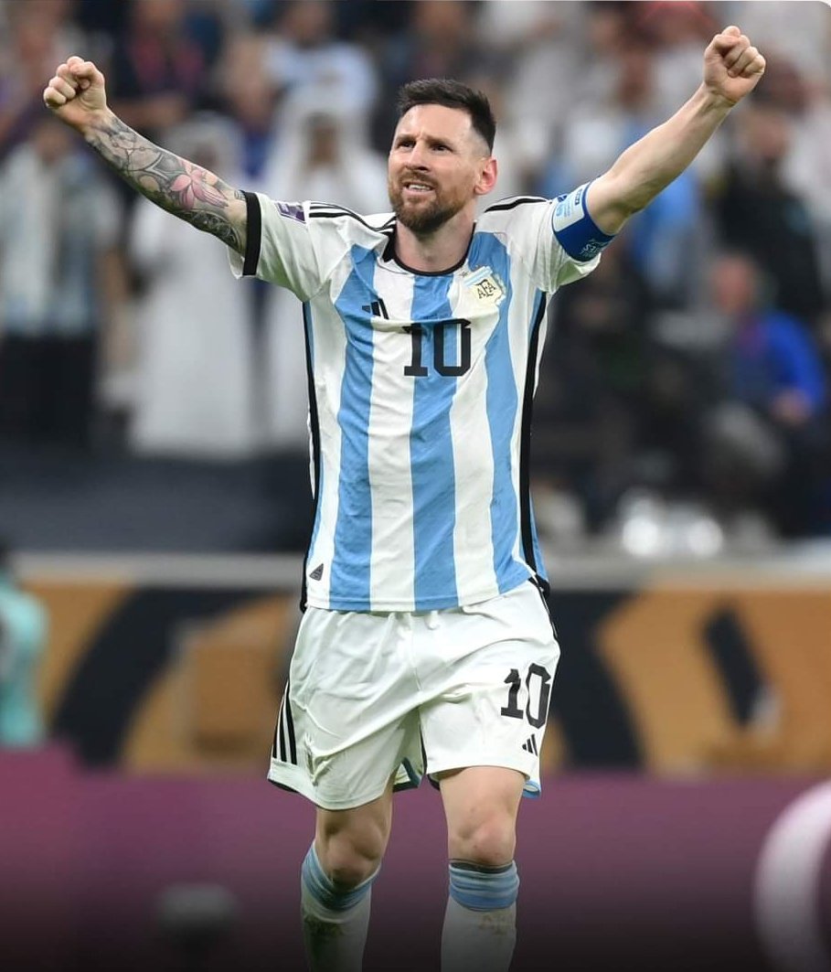 Sivakumar3101's tweet photo. Well done Messi and team... 💞💞 Conratulations #Argentina.... 💐💐
#Football world cup 2022
G. O. A. T For A Reason 🇦🇷 💞 
@leomessi #FIFA2022 #Argentina #Messi https://t.co/Kfl52UzmNj