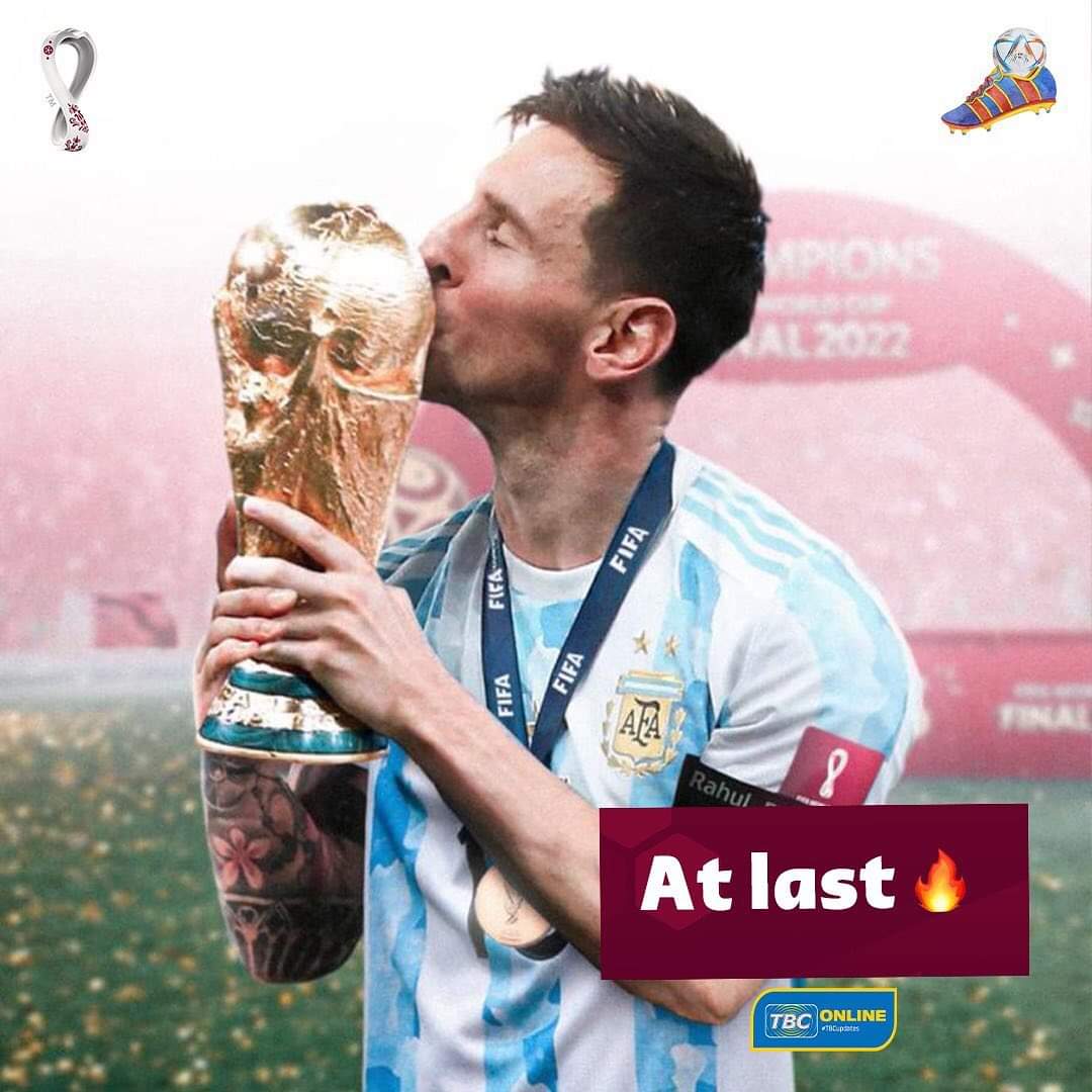 tbcfmtz's tweet photo. Hatimaye Lionel Messi anatimiza ndoto ya kulinyakua kombe la dunia baada ya kuiwezesha Argentina kuwa mabingwa.

Hii ni mara ya tatu Argentina kutwaa taji hilo baada ya kufanya hivyo mwaka 1978 na 1986.

#FIFAworldCup    #WorldCup2022 #MbungiNyumbaniBuuree #TBCfmUpdates #TBCfm https://t.co/d22GkUGmcE