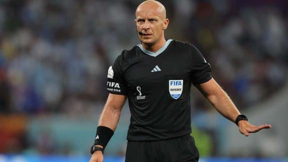 Vaya arbitraje del polaco Szymon Marciniak, para quitarse el sombrero. ¡¡ESPECTACULAR!! 👏🏻👏🏻 🎩

#FIFAWorldCup