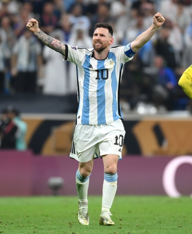 Fizzabaloch13's tweet photo. What a final!
Congratulations Argentina for winning FIFA World Cup 2022 title. You are just amazing the legend❤️ #Messi𓃵 
#FIFAWorldCup2022  ⚽ https://t.co/eq7bDVpIR3