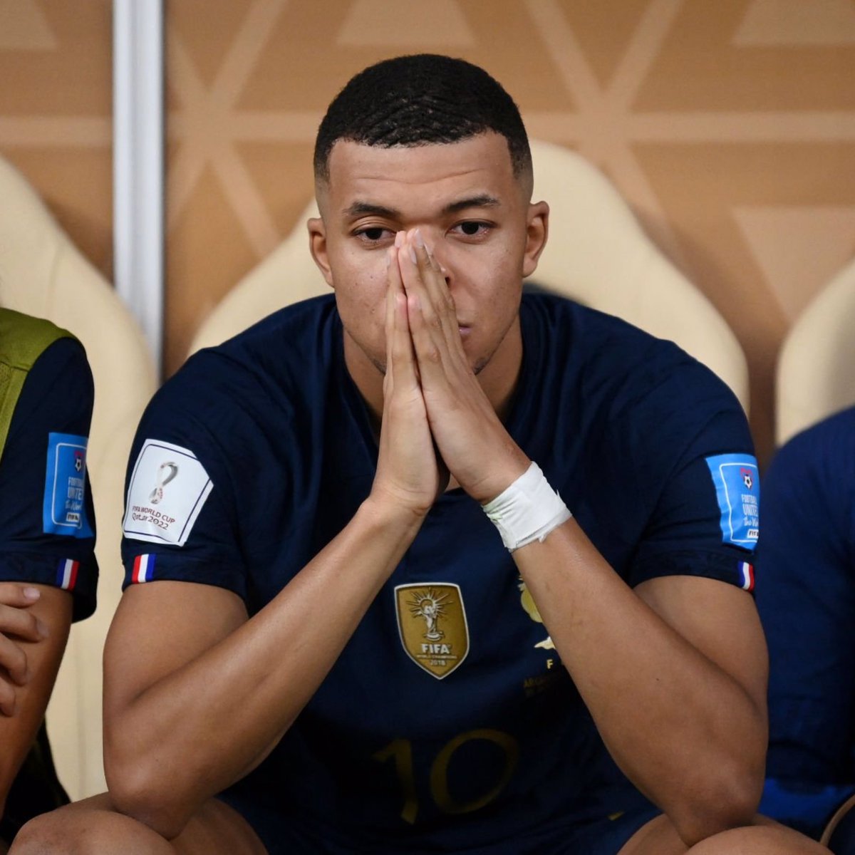 idextratime's tweet photo. Respect sebesar-besarnya untuk Kylian Mbappé, yang telah bermain luar biasa dengan mencetak hat-trick serta memberikan segalanya di Final. 👏 https://t.co/uU3TYj40Nk