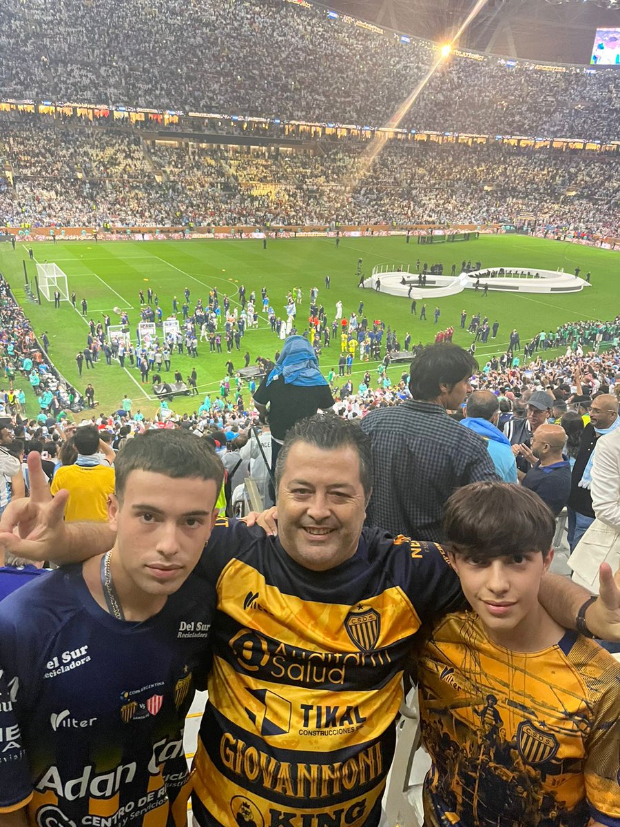 titogol_docksud's tweet photo. SOMOS CAMPEONES CARAJOO !! VAMOS ARGENTINA 🇦🇷🇦🇷🇦🇷
GRACIAS DIOSSS
#33años
#TITOGOL
#tercertiempo https://t.co/cvBu3r93jq