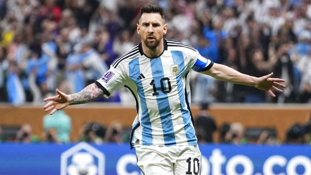 BabluMsi's tweet photo. #Messi  #Argentina #Messi #Messi𓃵day #FIFAWorldCup 

Finally, war has been finished. https://t.co/UQftoGIIqx