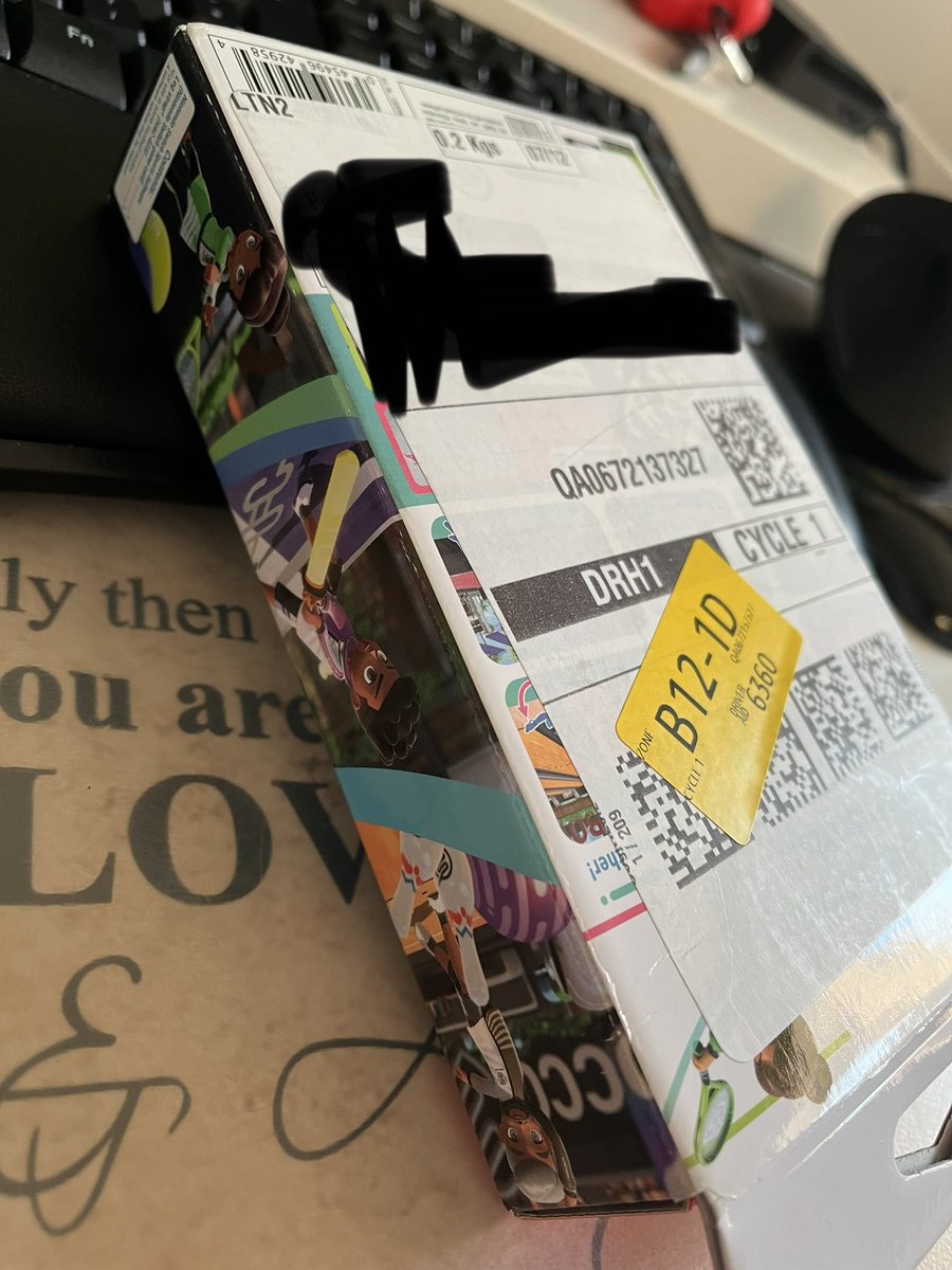 dccdiversity's tweet photo. @DeputyGrocott @amazon Yes @amazon we had this too - totally ruined  a big surprise https://t.co/cDIJGbBDNV