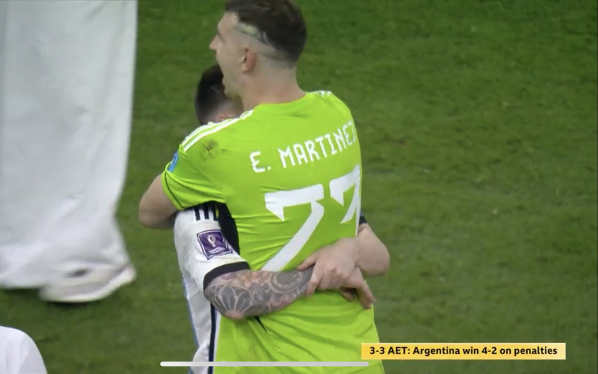 Ace1o7's tweet photo. True love right here! Congratulations Argentina! #Martinez #Messi𓃵 https://t.co/Ole6DUuVzi