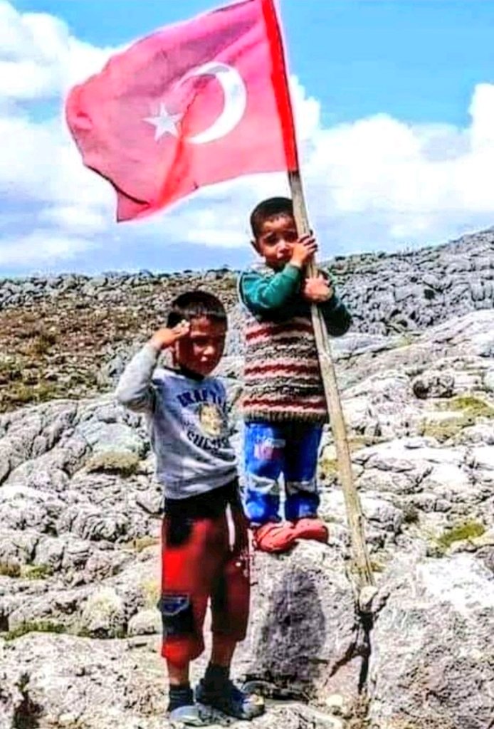 yusufdryilmaz's tweet photo. #Congratulations #Argentina.!

*Come on home
#invadingFrance.

🇹🇷🇹🇷🇹🇷
#ArgentinaVsFrance
#FIFAWorldCup2022
#Katar2022 https://t.co/QEWMnRunK7