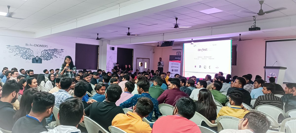 poonmjha's tweet photo. Hosting #DevFestSurat was a dream until today๐ฅบ
1. Surat is homeโค๏ธ
2. #DevFests have been a source of influence for me ever since I attended my first #DevFestAhm in 2015
This feeling is special๐๐ซฃโบ๏ธ
Gathering of passionate individuals can bring a mad show possible๐ค๐ผ https://t.co/yop658JrMg