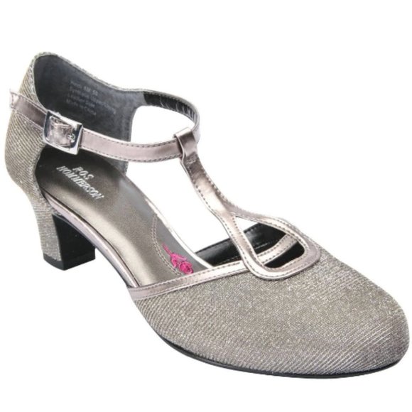 ACHENACTION's tweet image. So good I had to share! Check out all the items I'm loving on @Poshmarkapp from @_vtrollingstone #poshmark #fashion #style #shopmycloset #casadei #madewell #roshommerson: posh.mk/Luho9RrJRvb