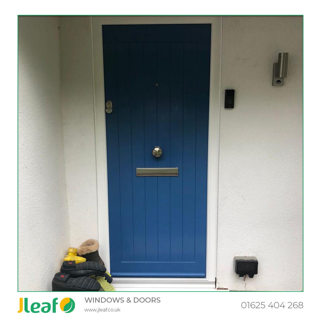 JLeafUK's tweet photo. Deep Blue Composite Door

Featuring a chrome letterbox and pull knob

Contact us for your free quote - https://t.co/CUwLxdMSuf
.
.
.
#compositedoor #door #cheshiredoors #stockport #poynton #bramhall #wilmslow #cheadle #hazelgrove https://t.co/R3GvOGQ3cL
