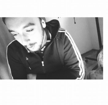 BerlinMusicStat's tweet photo. New🔥
Hear #Eliash Subway #minimal #Timisoara #berlinmusicstation https://t.co/Y9gGTlUBgX #Berlin #music #artists #djs #bands #events #voting #indiemusic #singersongwriter #Entrepreneurship #fairstreaming #venues #funding #musicproducer #nfts #community #vc #news #entreperneurs https://t.co/68Meo9QCjF
