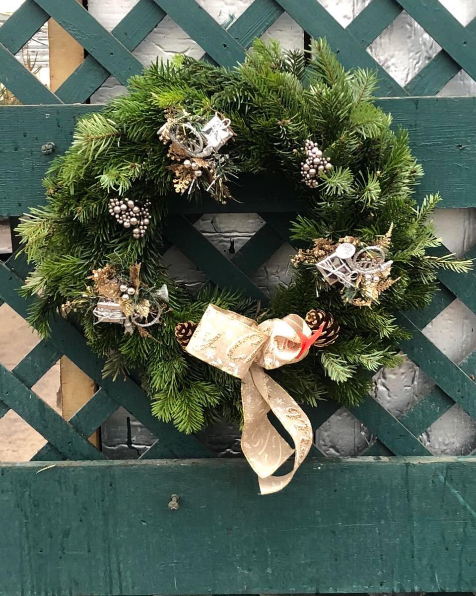 WoolpitPlants's tweet photo. We will close for the winter at 5pm Tuesday 20th December! We still have a few Christmas Trees and wreaths, but they’re going fast! All our trees are displayed so you can choose the right one for you!Open today until 4pm! #christmastree #giftvouchers #burystedmunds #woolpit https://t.co/5kqdPcbCNk