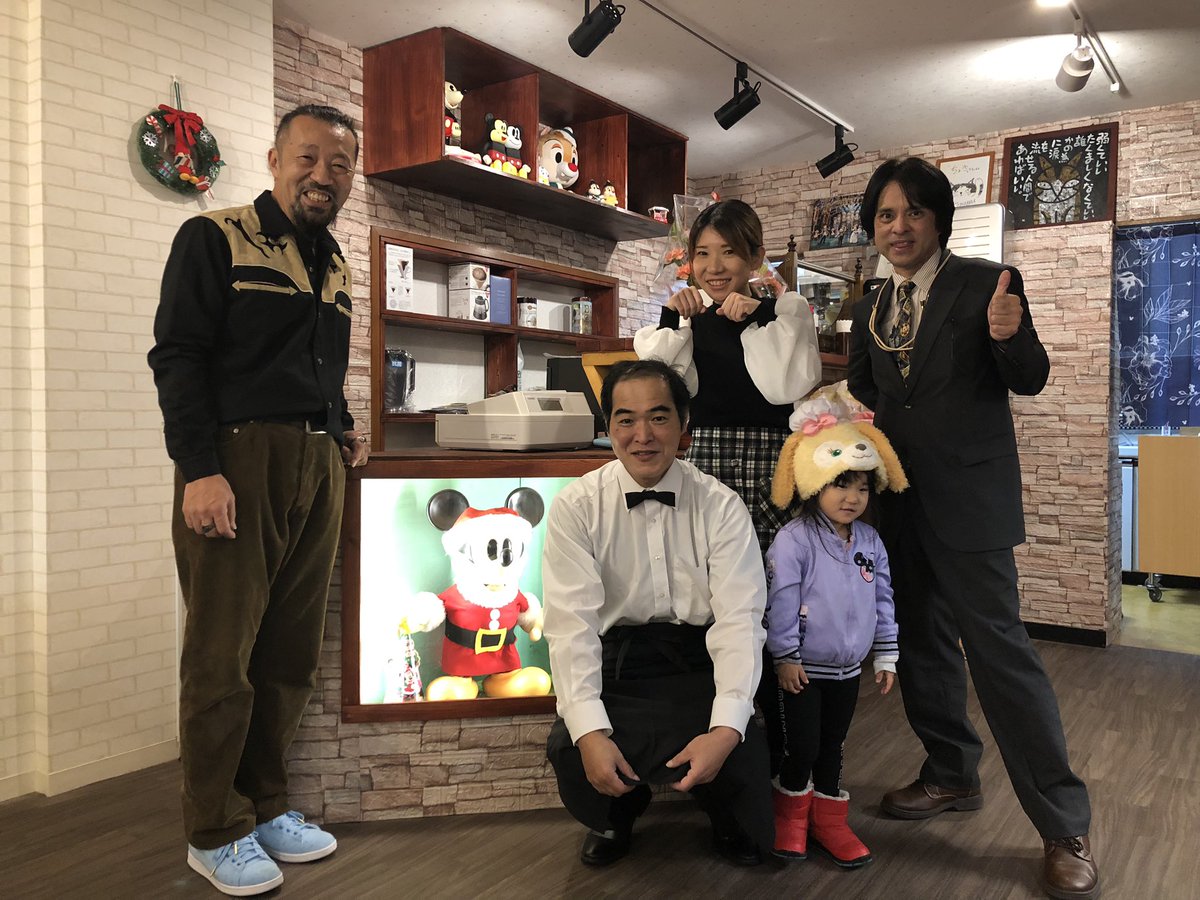 gomiya3's tweet photo. D友が横浜にカフェ開いたのでお披露目会に行ってきました✌️
#Peace #dハロ繋がり #おめでとう https://t.co/CWDSB87kGg