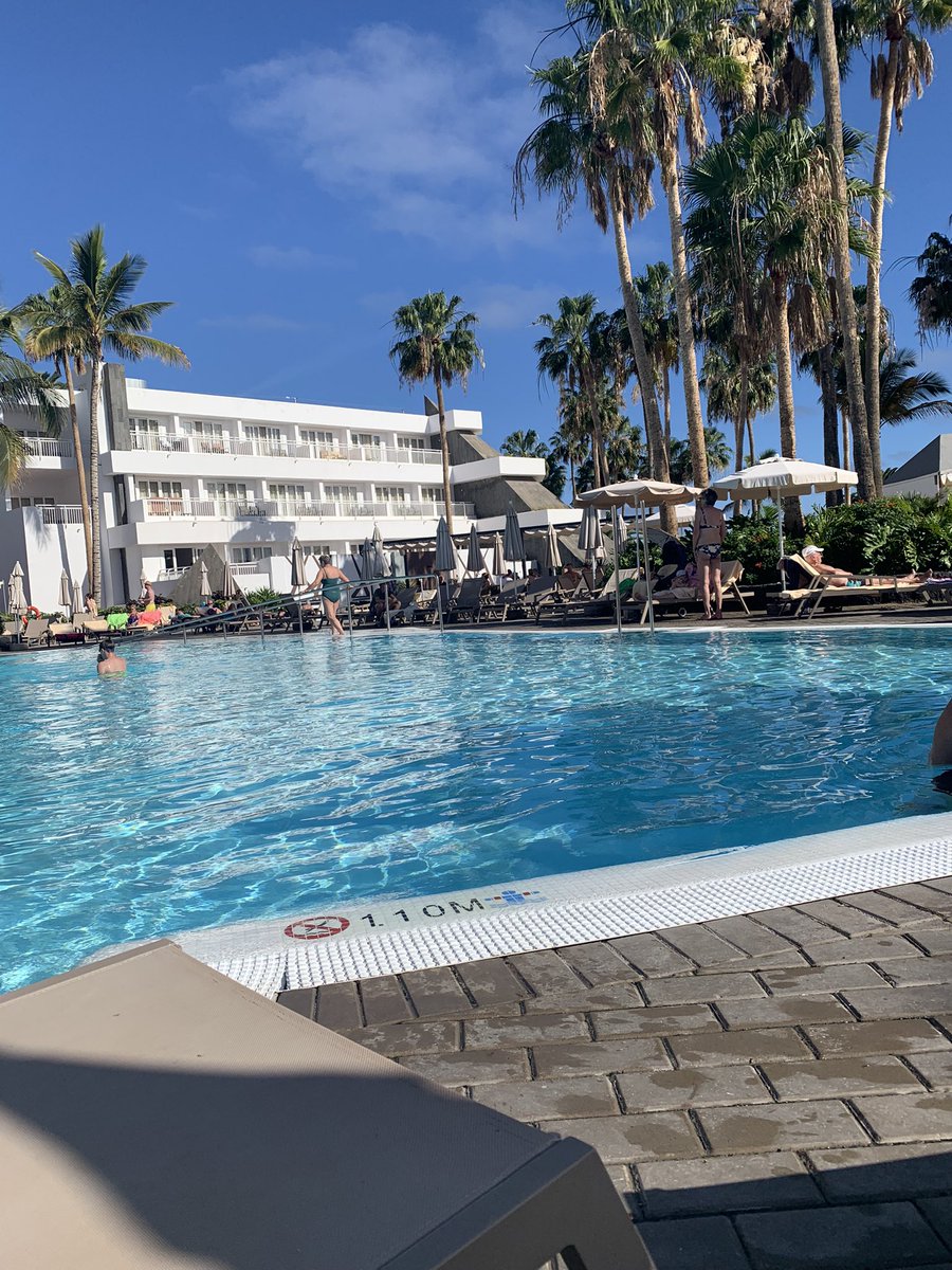 Thank you for 3 weeks Christmas holiday <a href="/pete___lee/">Peter Lee</a> 🎅