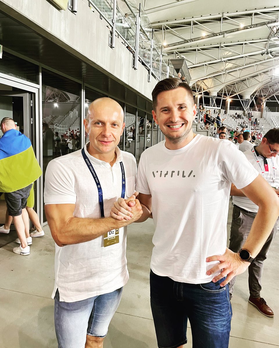 Szymon tweet media