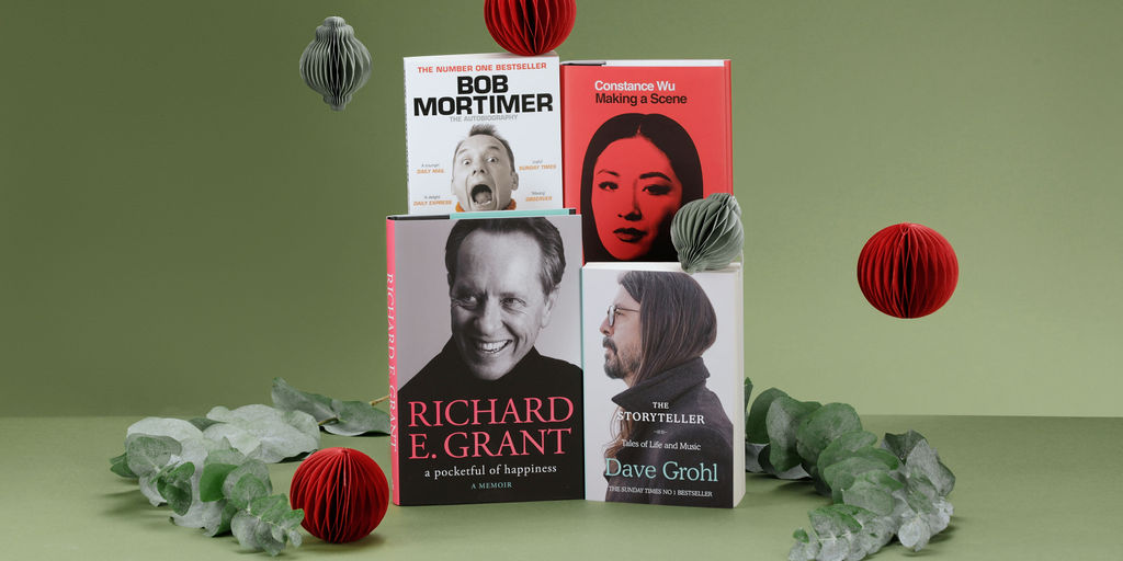 simonschusterUK's tweet photo. Familiar faces, extraordinary lives. Laugh and cry with these stories of love, loss, success and survival. We've got #ChristmasWrappedUp with our #giftguide https://t.co/MYRqKDRN58 #memoirs
@RealBobMortimer @foofighters  @RichardEGrant https://t.co/jfy5i8qJzV