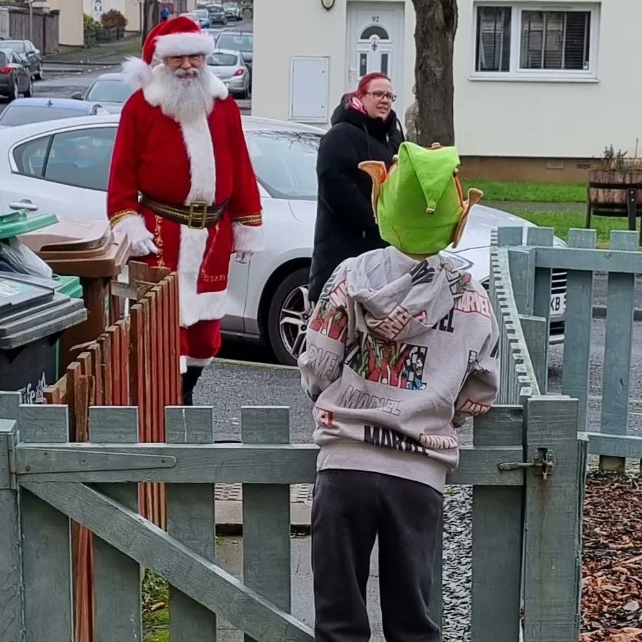 SarahJaffray1's tweet photo. 🎅🙂 Happy boy when Santa stopped for a wee chat. I'm making the most of Christmas this year as I've got a feeling this might be the last year he truly believes. He's grown up so much &amp; too fast, blink &amp; you miss their childhood &amp; all memories https://t.co/Bjyj1ar2Sx