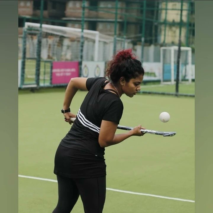 HumansofHind's tweet photo. "Hockey has helped me become who I am, and Football is the one that gave me a purpose &amp; upgraded me - I can’t choose between the two; they both have given me so much and are an integral part of my existence now..." @TanazMohammed
#humansofhindustan https://t.co/fLq4EYcJpp