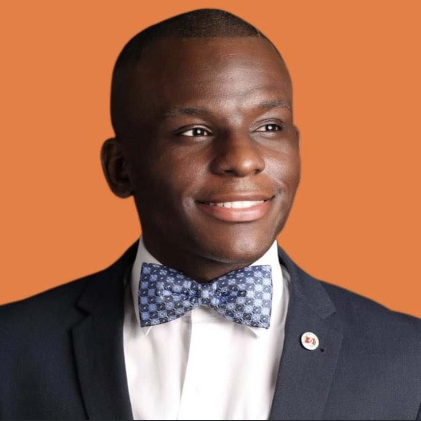 ModestyQueen19's tweet photo. This morning at 11a EST in Chicago @MosqueMaryam Student Minister Daniel Muhammad will deliver
Jesus Is The Reason For
The Season
Watch line on https://t.co/iqmrEDJ1Ty @GodDMuhammad #NOISundays #UpWithJesusDownWithSanta https://t.co/DsOOzM6HSV