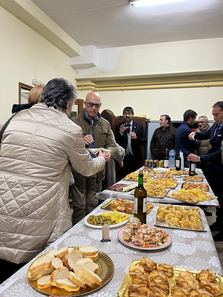 En la mañana de hoy hemos celebrado el XXXII aniversario del Hermanamiento con nuestra querida cofradía <a href="/SantaVeraCruz/">Santa Vera Cruz</a> 

Paz y Bien