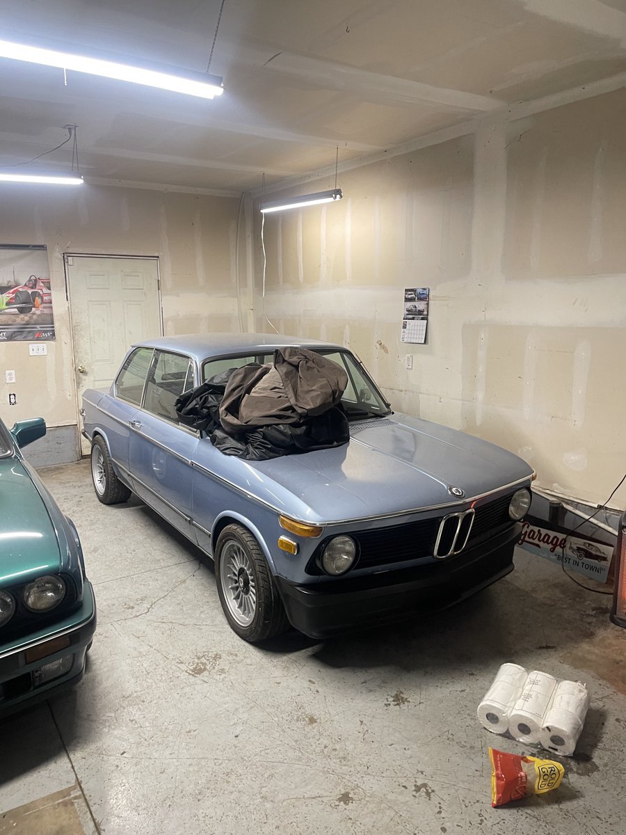 karmenntrebolo's tweet photo. talk about garage find 😳 https://t.co/OMETzLHg5X