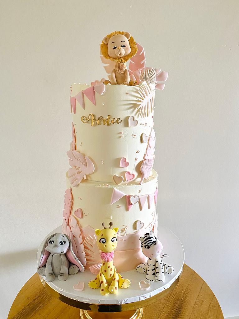 CakesDecor's tweet photo. Jungle birthday by Tracy Jabelles Cakes
https://t.co/nwjn8Rsxwd
#girlsbirthday #girlcakes #jungleanimals #jungletheme #buttercream #fondanttopper https://t.co/Di0yMBpBKR
