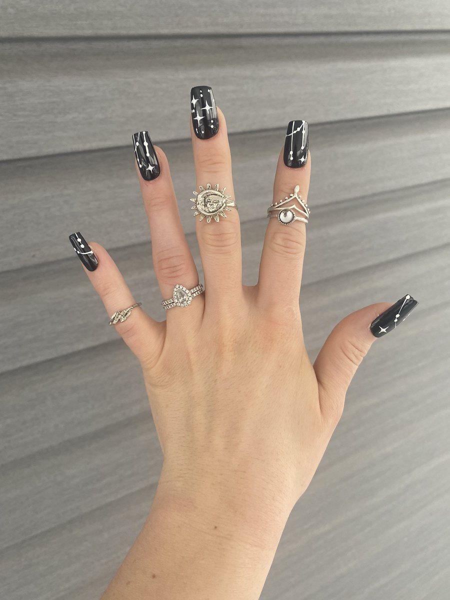 NekoleNeptune's tweet photo. Acrylics??? In THIS economy??? 
Free shipping baby 👈🏼😎👉🏼
https://t.co/S5WgyT5HhU https://t.co/d6cmxi3MO3