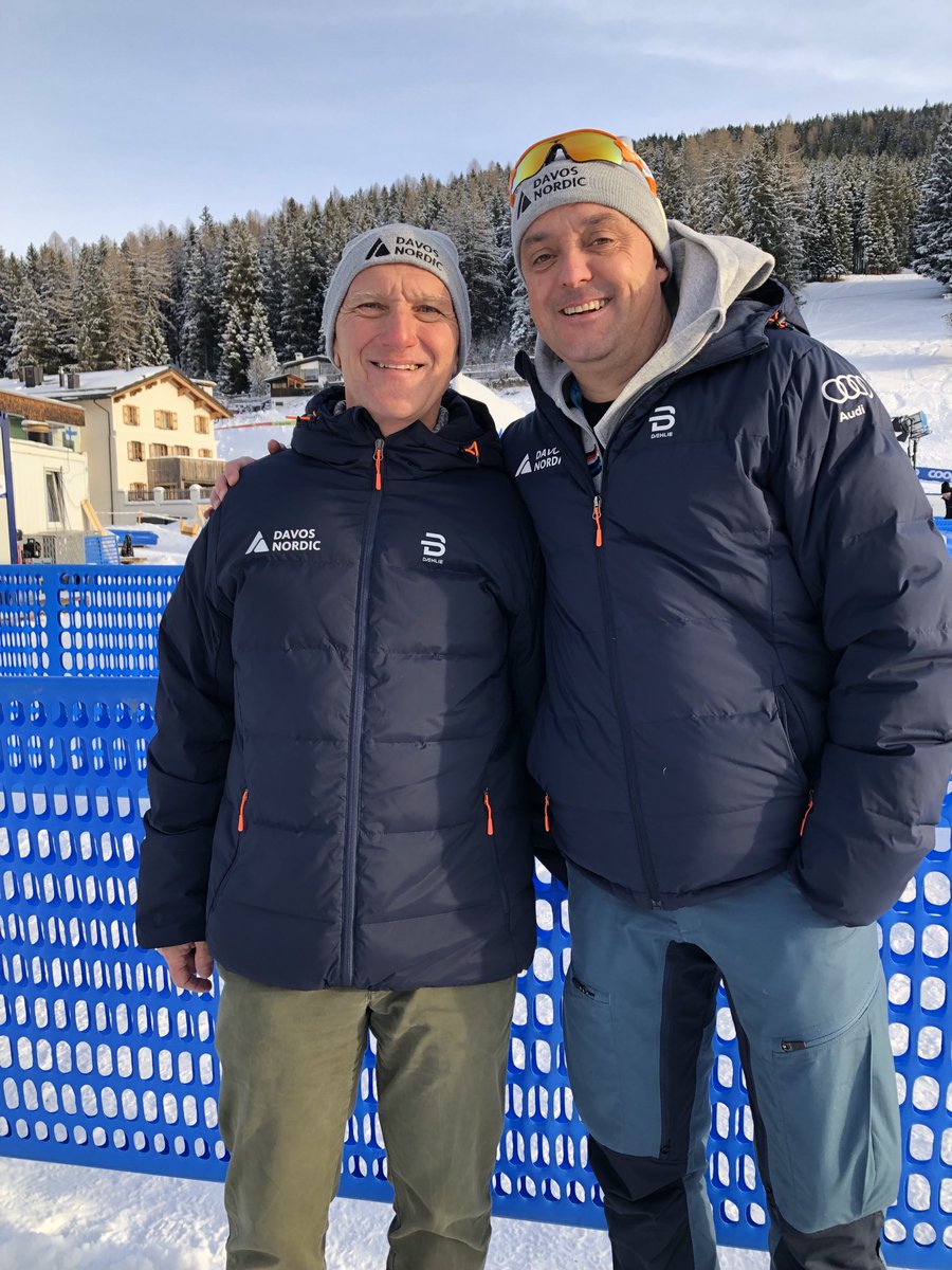 SusanneDavos's tweet photo. Siegerehrung in Davos 
OK-Präsident Peter Engler mit dem gebürtigen Toggenburger André Fehr von der Gemeinde Davos sowie Siur Röthe, der heutige Sieger
⁦@davosnordic⁩ ⁦@DavosKlosters⁩ https://t.co/4yvoGmDkRf