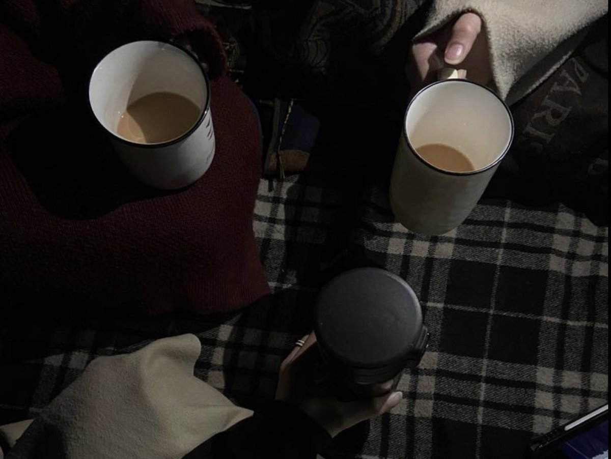 الونَس مو بالمكان 
بـ الأشخاص.