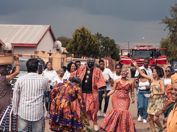 Mark Akol tweet media