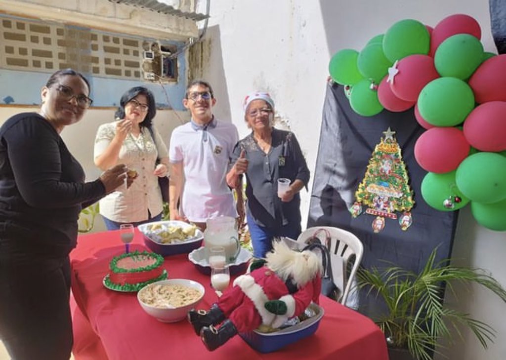 ADOrg_Laraof's tweet photo. #17Dic | Parrandón navideño en  Carora, municipio Torres. Legítima @ADemocratica en Resistencia https://t.co/FQ6Ttpvwtu
