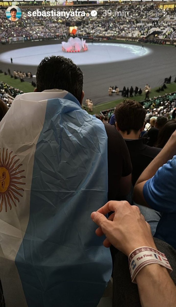 LauraSalz16's tweet photo. #VamosSebitassss 🇦🇷🇦🇷🇦🇷🇦🇷🇦🇷🇦🇷
Hay que estar #Presente💙🇦🇷
Jugarsela pase lo que pase.
Sos lo mejor del Mundo Mundial. Nunca olvidaremos este #GestoDeAmor ⚽️💙🇦🇷 @SebastianYatra
💋🥰🐎
Te #Amamossss en #Arg 🇦🇷🇦🇷🇦🇷🇦🇷🇦🇷💙💙🙌💫⚽️ https://t.co/5TbtiFrxun