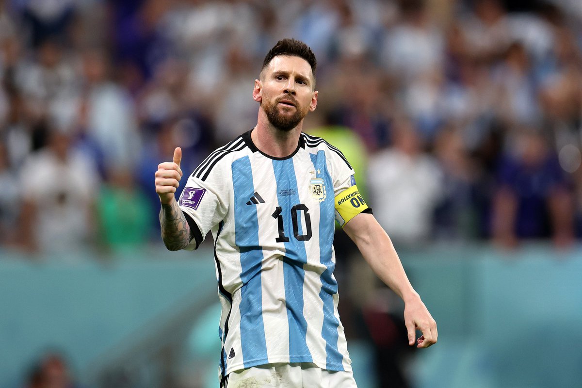 ArgEdmonton's tweet photo. Todo bien, D10S? Otra tarde juntos, que sea lo que vos quieras 🙏🏼🇦🇷 https://t.co/qwM7bL2M4l