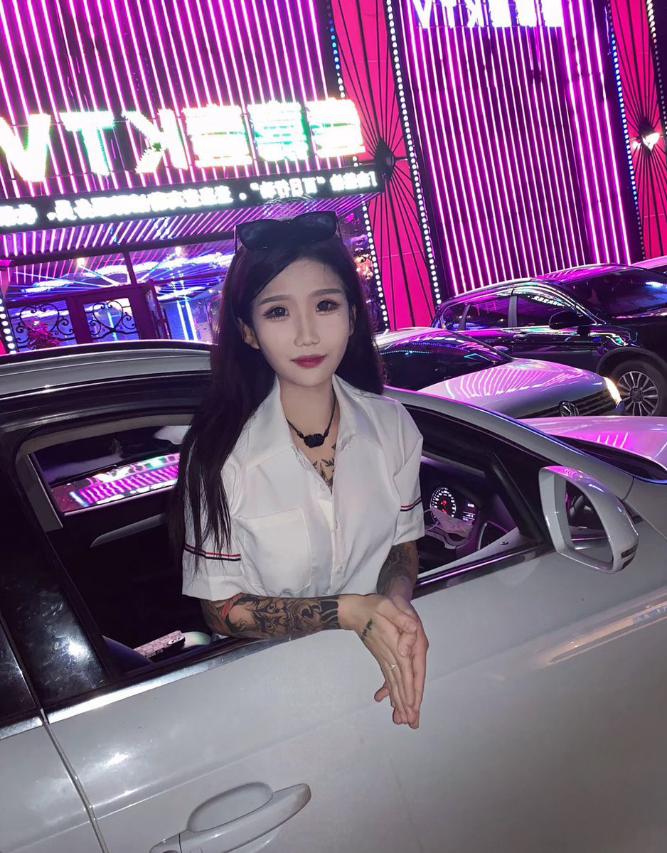 吐了那么多钱才认妈成功的高贵精神小妹，原来除了在ktv陪酒的工作，还可以再加几百块带出去。而且她的钱还都用来恋爱倒贴无业精神小伙男朋友了

#精神小妹 #早泄 #atm奴 #女性崇拜 #无脑上供 #自毁 #绿帽 #脚奴 #足控 #素人开发 #冤种 #贱狗 #辱骂 #盯射 #脚奴 #舔狗 #反差 #榨精 #洗脑 #奴下奴 #白给 https://t.co/mIpZkTx9YO