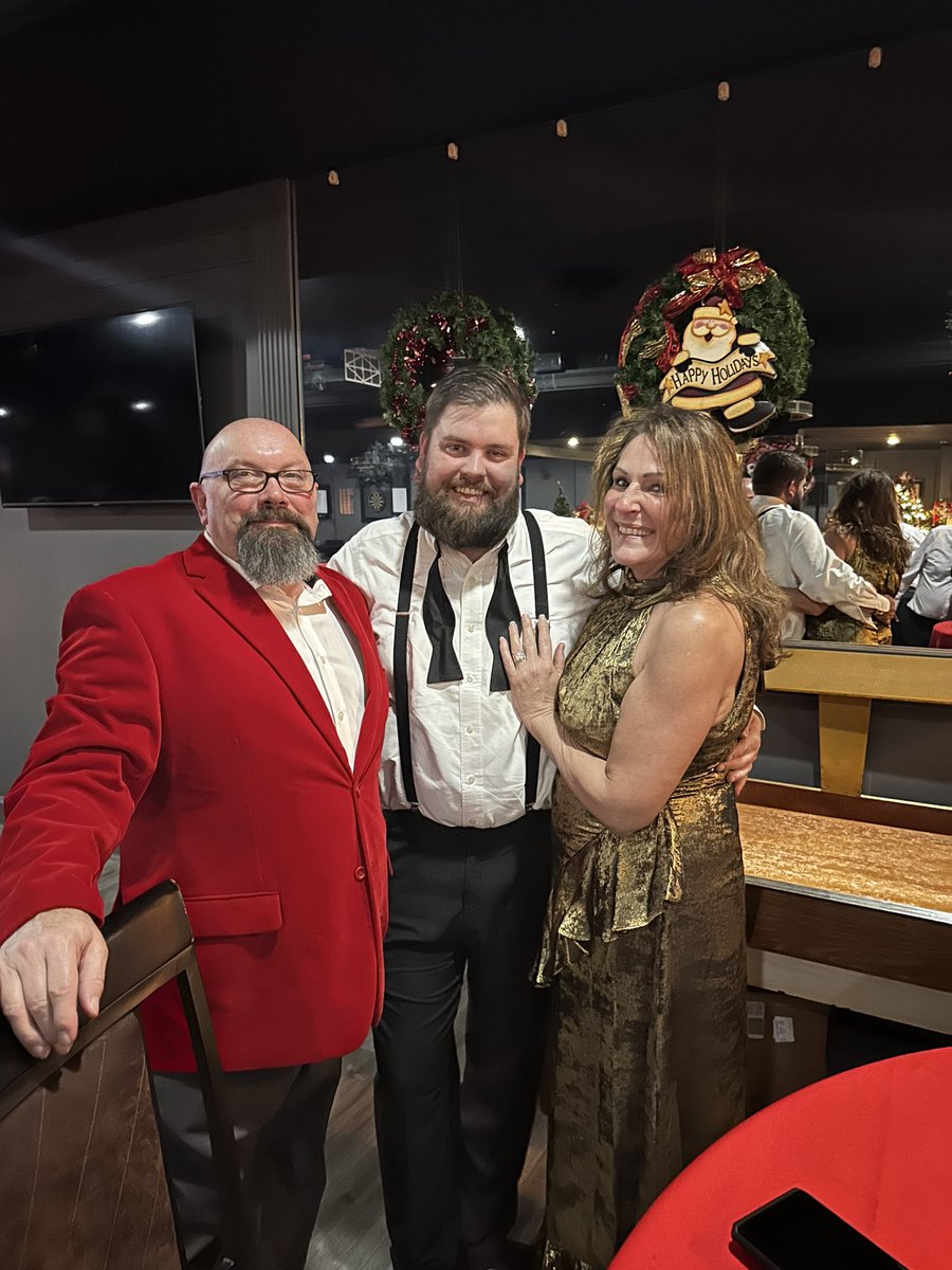 ArkieJack's tweet photo. Christmas Ball 2022 https://t.co/lS5SBJdnB6